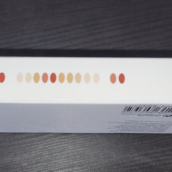 NATASHA DENONA All Over Glow Face & Body Shimmer in Shade 01 Light $50 - Picture 9 of 15